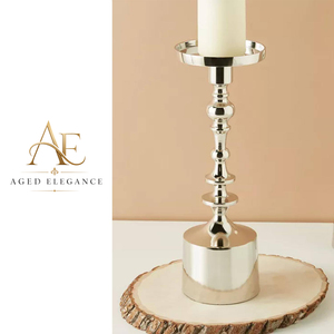 Ce porte-bougie en argent au design élégant avec une base ronde stable est parfait pour ajouter une touche d'élégance à votre décoration intérieure. - Product Image 4