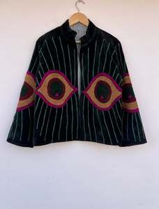 Blouson bomber unisexe brodé à la main avec des motifs floraux, magnifique blouson d'hiver matelassé en coton avec broderie Suzani, cadeau spécial - Product Image 6