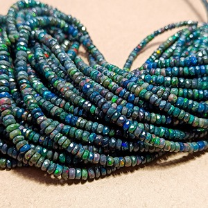 Perles Rondelles Facettées d'Opale Noire Naturelle 3-5mm, Perles de Gemmes d'Opale Éthiopienne Éclatante, Vente en Gros - Product Image 2