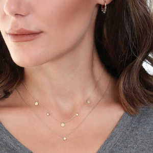 Collar de Oro de 14k con Diamantes Colgantes y Disco, Delicado Collar con Diamantes de 0.08 Ctw y Disco de Oro Colgante de Proveedor Indio - Product Image 2
