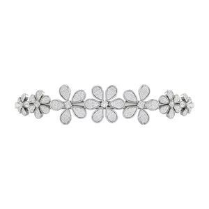 กำไลข้อมือเพชรเลี้ยงในห้องปฏิบัติการ EtherStar Jewels 2.25 กะรัต ดีไซน์ดอกไม้หรูหรา ทองคำแท้ 18K ประดับดอกไม้ 7 ดอก ของขวัญเครื่องประดับชั้นดี - Product Image 6