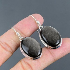 Boucles d'oreilles de luxe faites à la main en obsidienne argentée, en argent sterling 925 avec sertissage clos, bijoux de mode uniques et élégants pour anniversaire et soirée - Product Image 4