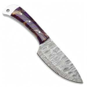 Cuchillo de acero de Damasco hecho a mano con hoja fija para camping al aire libre, mango de resina morada y orificio para cordón, para uso en campo y coleccionismo - Product Image 1