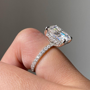 Radiant Lab Grown <b>Diamond</b> Engagement <b>Ring</b> Wedding <b>Ring</b> 1.70Carat Yellow Gold 14k Party Gift Jewelry - Product Image 3