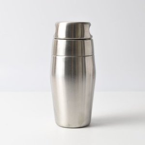 Shaker à cocktails en acier inoxydable personnalisé, élégant, avec passoire intégrée, pour un design luxueux. - Product Image 4