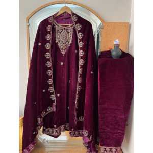 Ensemble de vêtements pour femmes Kavya Fab Purple 100% polyester, magnifique ensemble haut-bas et dupatta pour les fêtes - Product Image 4