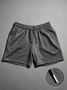 Shorts de sport en molleton pour homme – Tissu doux, taille ajustable, décontracté, pour la course, l'entraînement, le quotidien, confortable avec poches - Product Image 2