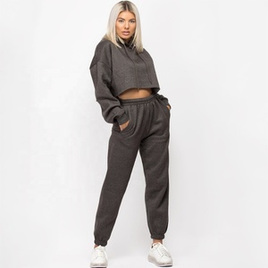 Sudadera con capucha corta de gran tamaño informal para mujer, pantalones de chándal, conjunto de ropa de salón, 100% algodón ecológico para la temporada de invierno - Product Image 1