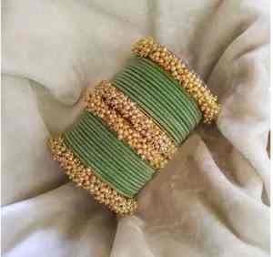 Ensemble de bracelets Chura islamiques tendance de qualité supérieure, plaqués or, bijoux traditionnels pour femmes - Product Image 1