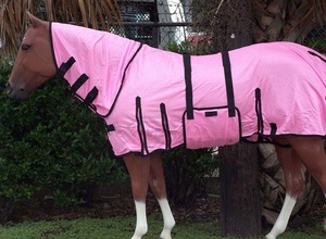 BRAND ZONE Manta de Invierno para Caballo de Forro Polar Impermeable Personalizada con 2 Correas para las Patas - Diseño de Cuello Estándar - Product Image 3