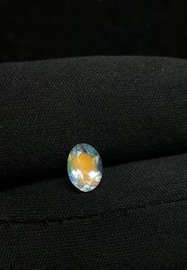 Pierre de lune arc-en-ciel naturelle facetée, magnifique, à reflets multiples, taille ovale. - Product Image 5