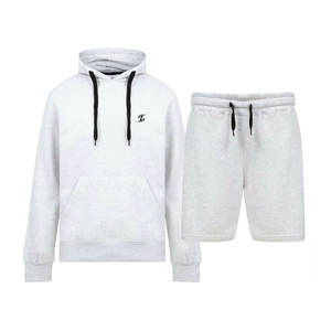 Conjunto de Sudadera con Capucha y Pantalones Cortos para Hombre, Diseño Moderno Hecho en Pakistán - Product Image 1