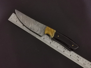 Couteau de chasse portable en gros, fait main, en acier Damas, couteau à dépecer tranchant, couteaux japonais, couteau en acier Damas - Product Image 6