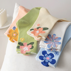 Women Floral Jacquard Cotton Crew <b>Socks</b> Cute Flower Pattern <b>Soft</b> Breathable Casual Spring Summer <b>Socks</b> - Product Image 2