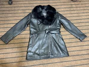 OEM Women Black Genuine Leather Trench Coat <b>Real</b> Sheepskin Winter Long <b>Jacket</b> Elegant Slim Fit Belted Biker Coat with <b>Fur</b> Coat - Product Image 2