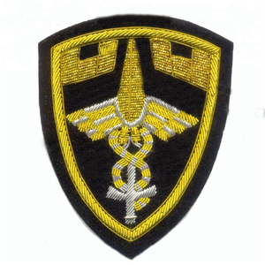 Badges de luxe faits à la main de haute qualité, brodés, écologiques, sans nickel, service OEM sur mesure, dernier design, vente en gros - Product Image 1