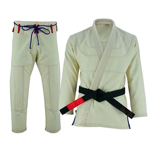 Combinaisons et uniformes de karaté pour débutants, style nouveau, sur mesure et en gros - Product Image 1