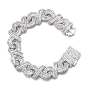 สร้อยข้อมือแบบ Cuban Link ดีไซน์ใหม่ ประดับเพชร VVS เพชรเลี้ยงในห้องปฏิบัติการ ทองคำแท้ 18K สำหรับโอกาสครบรอบและงานปาร์ตี้ เหมาะสำหรับทั้งชายและหญิง - Product Image 3