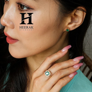 Bague de fiançailles de luxe en argent sterling 925 avec émeraude double halo et pierre précieuse verte de laboratoire pour femme - Product Image 4
