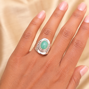 Bague en chrysoprase verte naturelle, argent sterling 925, bague statement, bague cocktail en pierre précieuse faite à la main, bijoux pour femmes, pour hommes et femmes - Product Image 4