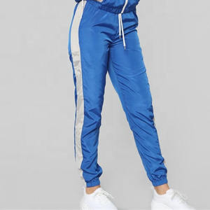 Conjunto de 2 Piezas de Chaqueta Cortavientos Ligera de Nailon para Mujer, Traje Cortavientos para Exteriores, Conjunto de Traje Deportivo Impermeable con Logotipo Personalizado OEM - Product Image 2