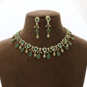 Elegante Juego de Collar con Colgante de Piedra Verde Artificial Chapado en Oro y Pendientes a Juego para Mujer, Joyería Étnica para Fiestas - Product Image 3
