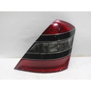 ไฟท้ายขวา S-class ปี 2005-2009 มือสอง ของแท้ รหัสอะไหล่ A2218200266 - Product Image 1
