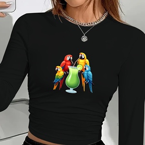 Loros bebiendo cóctel tropical moda mujer camisa de manga larga - Product Image 1