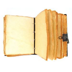 All'ingrosso diario stampato in vera pelle con stampa di sole e luna, carte con bordo a mano con chiusura C-Lock - Product Image 5