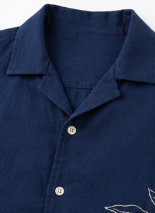 เสื้อเชิ้ตผู้ชายสีน้ำเงินกรมท่า ปกติดกระดุม แขนสั้น สไตล์ลำลอง - Product Image 2