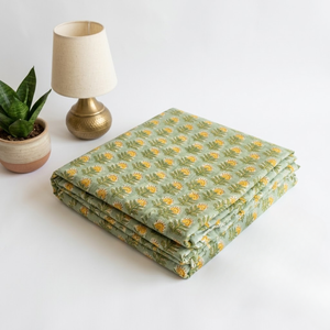 Tela de Algodón Verde Orgánica Tejida a Mano con Estampado de Bloques, Suave, Ligera y Transpirable, para Vestidos, Kurtis y Ropa Deportiva - Product Image 1