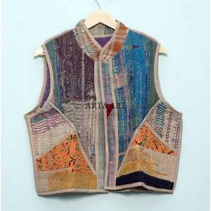 Chaleco Étnico para Mujer, Hecho a Mano en India, de Algodón con Parches Multicolores, Estilo Kantha Vintage, Corto, Transpirable y Ecológico - Product Image 1