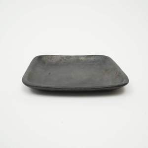 Union Rustic Lekisa Plateau en pierre Petite assiette carrée en poterie Vaisselle et Assiettes Collection - Product Image 3