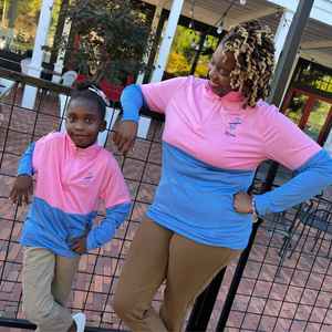 Pull à col zippé bicolore pour femmes Jack and Jill, avec logo brodé personnalisé, haut de sport color block, vente en gros OEM - Product Image 5