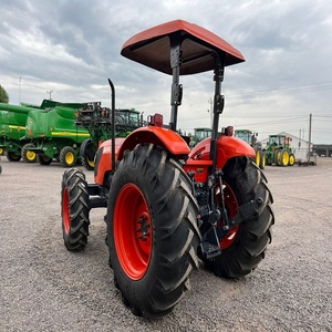 Tractor Agrícola Kubota M8540 4WD de Alta Calidad con Motor Diésel Confiable y Transmisión Resistente para Tareas Agrícolas Exigentes - Product Image 2