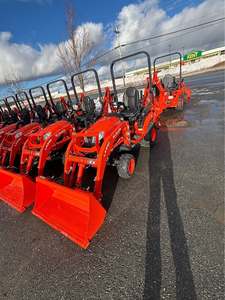 Tracteur Kubota BX23S avec chargeur arrière en stock, prix abordables, livraison rapide - Product Image 2