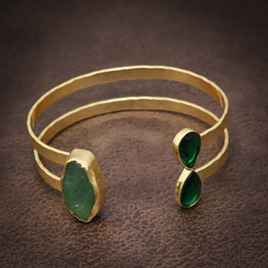 Brazalete Hecho a Mano con Jade Verde y Cuarzo Esmeralda Chapado en Oro de 18K, Joyería de Piedras Preciosas Naturales, Regalo para Ella - Product Image 3