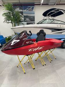 Moto Acuática Eléctrica EWAVE V1 PWC de 2 Plazas, 24 kW, 60 km/h, 230 cm, LLDPE - Product Image 6