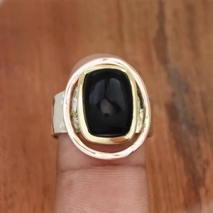 Anillo de Ónix Negro Natural al por Mayor, Plata de Ley 925, Banda Ancha Martillada, Anillo Bohemio Bicolor con Gema para Mujer - Product Image 5