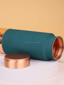 Botella de Agua de Cobre de Alta Calidad, Color Natural, Botella de Cobre Puro Hecha a Mano, Botella de Agua de Cobre Multifuncional - Product Image 4