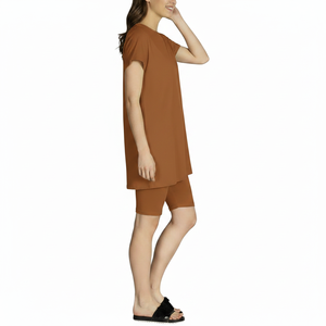 Ensemble 2 pièces décontracté haut de gamme personnalisé en tricot patchwork rayé respirant et écologique en Spandex et Polyester : T-shirt long et short - Product Image 3