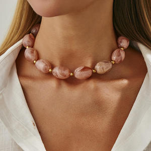 Elegant Vintage Geometric Acrylic Resin Bead <b>Necklace</b> Modern Stylish <b>Statement</b> Jewelry Unisex Lightweight Durable Accessory - Product Image 6