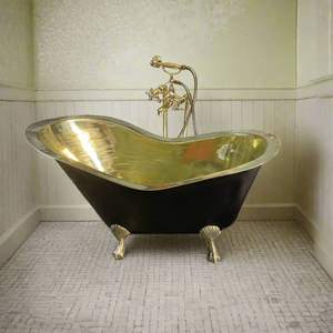 Baignoire autoportante de luxe en cuivre massif, fabriquée à la main, pour hôtels de prestige, villas, maisons, salles de bain et spas, design d'intérieur - Product Image 3