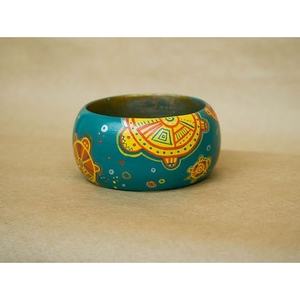 Collection de bracelets traditionnels en bois peints, légers et de style culturel - Product Image 4