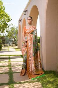 Premium Collection Heavy Banarasi Silk with All Over Meena & Zari Weaving Pattern Paithani Patola Saree Collection Saree <b>Love</b> - Product Image 6