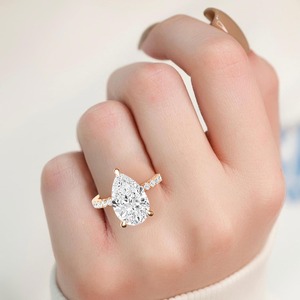 Anillo de Compromiso con Diamante Cultivado en Laboratorio, Corte Redondo y en Forma de Pera, en Oro Rosa de 10K, 1.57 CTW, Diseño Elegante para Novia - Product Image 1