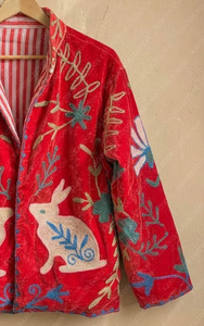 Veste bomber en velours brodée à motifs floraux vintage Suzani réversible - Doublure en coton et lin écologique coupe-vent - Product Image 3