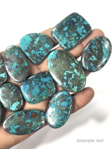 Shattuckita Verde Natural, Gema Suelta en Cabujón, Formas y Tamaños Variados, de 20 a 30 mm Aprox. - Product Image 5