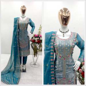 Ensemble haut et dupatta pour femmes, vêtements de soirée, élégant ensemble de pantalon de designer pour les occasions spéciales - Product Image 2