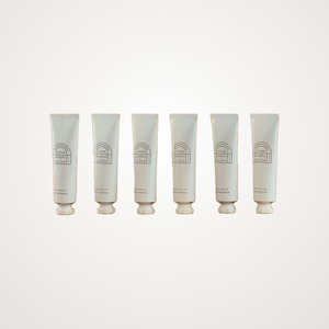 crème pour les mains Reopyum La Fleur Hand Cream 50 ml Lotion/crème florale pour adoucir les peaux dures et les rendre plus douces, hydratante - Product Image 1